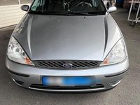 Gebraucht Ford Focus 115 PS (84 kW) 2004 Grau Kombi