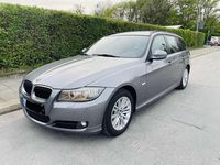 Gebraucht BMW 318 143 PS (105 kW) 2012 Kombi