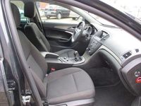 Gebraucht Opel Insignia Innovation 160 PS (117 kW) 2011 Schwarz Kombi