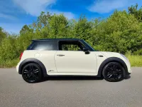 Gebraucht Mini Cooper D 116 PS (85 kW) 2015 Weiß Kleinwagen