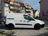 Gebraucht Peugeot Partner Comfort 90 PS (66 kW) 2014 Weiß Van / Kleinbus
