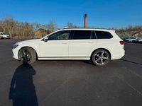 Gebraucht VW Passat Trendline 120 PS (88 kW) 2019 Weiß Limousine