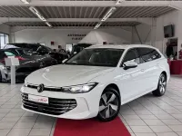 Gebraucht VW Passat 150 PS (110 kW) 2025 Weiß Kombi