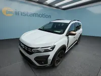 Gebraucht Dacia Jogger 101 PS (74 kW) 2025 Weiß Van / Kleinbus