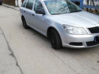 Gebraucht Skoda Octavia 122 PS (89 kW) 2012 Silber Kombi