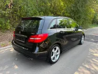 Gebraucht Mercedes B200 136 PS (100 kW) 2013 Schwarz Kleinwagen