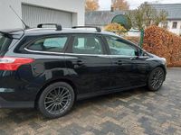 Gebraucht Ford Focus 150 PS (110 kW) 2013 Schwarz Kombi