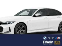 Gebraucht BMW 330e M Sport 292 PS (214 kW) 2026 Weiß Limousine