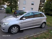 Gebraucht Mercedes 180 109 PS (80 kW) 2006 Silber Limousine