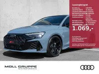Neu Audi RS3 Ambiente 400 PS (294 kW) 2026 Kemoragrau metallic Limousine