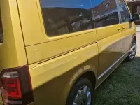 Gebraucht VW Multivan 204 PS (150 kW) 2018 Gelb Van / Kleinbus