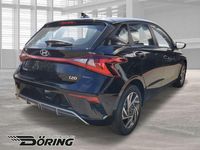 Gebraucht Hyundai i20 Trend 101 PS (74 kW) 2024 Phantom black / met Limousine