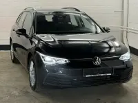 Gebraucht VW Golf VIII Life 150 PS (110 kW) 2023 Deep black perleffekt Kombi