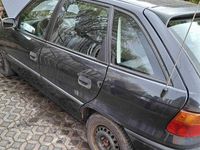 Gebraucht Opel Astra 75 PS (55 kW) 1997 Schwarz Limousine