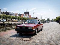Käytetty Audi 80 60 HP (44 kW) 1983 Punainen Sedan