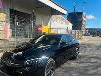 Gebraucht Mercedes E220 AMG line 197 PS (144 kW) 2022 Schwarz Limousine