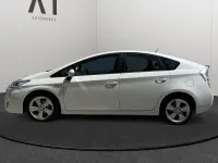 Gebraucht Toyota Prius Executive 99 PS (72 kW) 2010 Weiß Kleinwagen