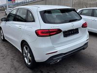 Gebraucht Mercedes B200 150 PS (110 kW) 2020 Weiß Van / Kleinbus
