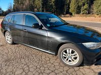 Gebraucht BMW 320 184 PS (135 kW) 2011 Schwarz Kombi