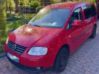 Second-hand VW Caddy Maxi 105 CP (77 kW) 2009 Roșu Monovolum