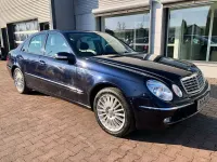 Gebraucht Mercedes E240 Elegance 177 PS (130 kW) 2002 Blau Limousine