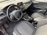 Gebraucht BMW 218 Active Tourer Basis 136 PS (100 kW) 2015 Braun Van / Kleinbus