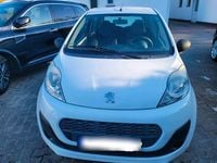 Gebraucht Peugeot 107 68 PS (50 kW) 2014 Weiß Kleinwagen
