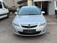 Gebraucht Opel Astra 95 PS (69 kW) 2011 Kombi