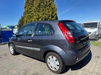 Gebraucht Ford Fiesta Fun X 69 PS (50 kW) 2007 Grau Kleinwagen