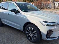 Gebraucht Volvo XC60 Plus 197 PS (144 kW) 2024 Grau SUV