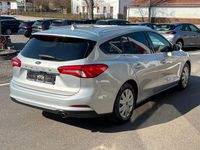 Używany Ford Focus Titanium 120 KM (88 kW) 2020 Srebrny Kombi