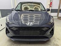 Neu Hyundai i10 Style 77 PS (56 kW) 2025 Grau Kleinwagen