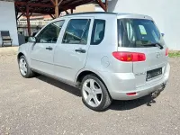 Gebraucht Mazda 2 Exclusive 80 PS (58 kW) 2004 Silber Kleinwagen