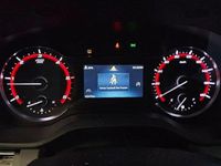 Second-hand Maxus V90 148 CP (108 kW) 2024 Alb Van