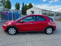 Gebraucht Honda Civic Comfort 99 PS (72 kW) 2009 Rot Limousine
