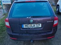 Gebraucht Skoda Octavia Impuls Edition 105 PS (77 kW) 2011 Rot Kombi