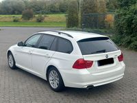 gebraucht BMW 318 i Kombi Klima Facelift TÜV Neu