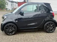 Gebraucht Smart ForTwo Electric Drive 60 kW (82 PS) 2018 Schwarz Cabrio