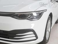 Gebraucht VW Golf VIII Life 116 PS (85 kW) 2022 Limousine