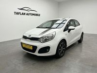 Gebraucht Kia Rio Edition 7 86 PS (63 kW) 2014 Weiß Limousine