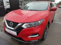 Gebraucht Nissan Qashqai N-Connecta 140 PS (102 kW) 2019 Rot SUV