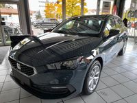 Neu Seat Leon Style 116 PS (85 kW) 2025 Blau Limousine