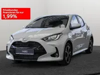 Neu Toyota Yaris Hybrid 116 PS (85 kW) 2025 Weiß Limousine