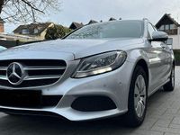 Gebraucht Mercedes C180 116 PS (85 kW) 2015 Silber Kombi