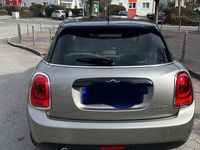 Gebraucht Mini Cooper Chili 136 PS (100 kW) 2017 Grau Kleinwagen