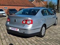 Gebraucht VW Passat Highline 140 PS (102 kW) 2009 Silber Limousine