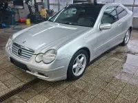 Gebraucht Mercedes C220 143 PS (105 kW) 2001 Silber Coupé
