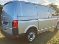Gebraucht VW Transporter 102 PS (75 kW) 2019 Silber Van