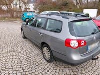 Gebraucht VW Passat 122 PS (89 kW) 2009 Grau Kombi
