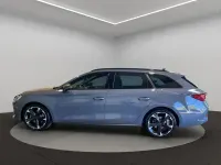 Używany Seat Leon Basis 190 KM (139 kW) 2023 Szary Sedan/Limuzyna